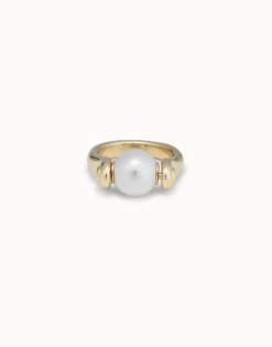 Anillo bañado en oro de 18k con perla pequeña