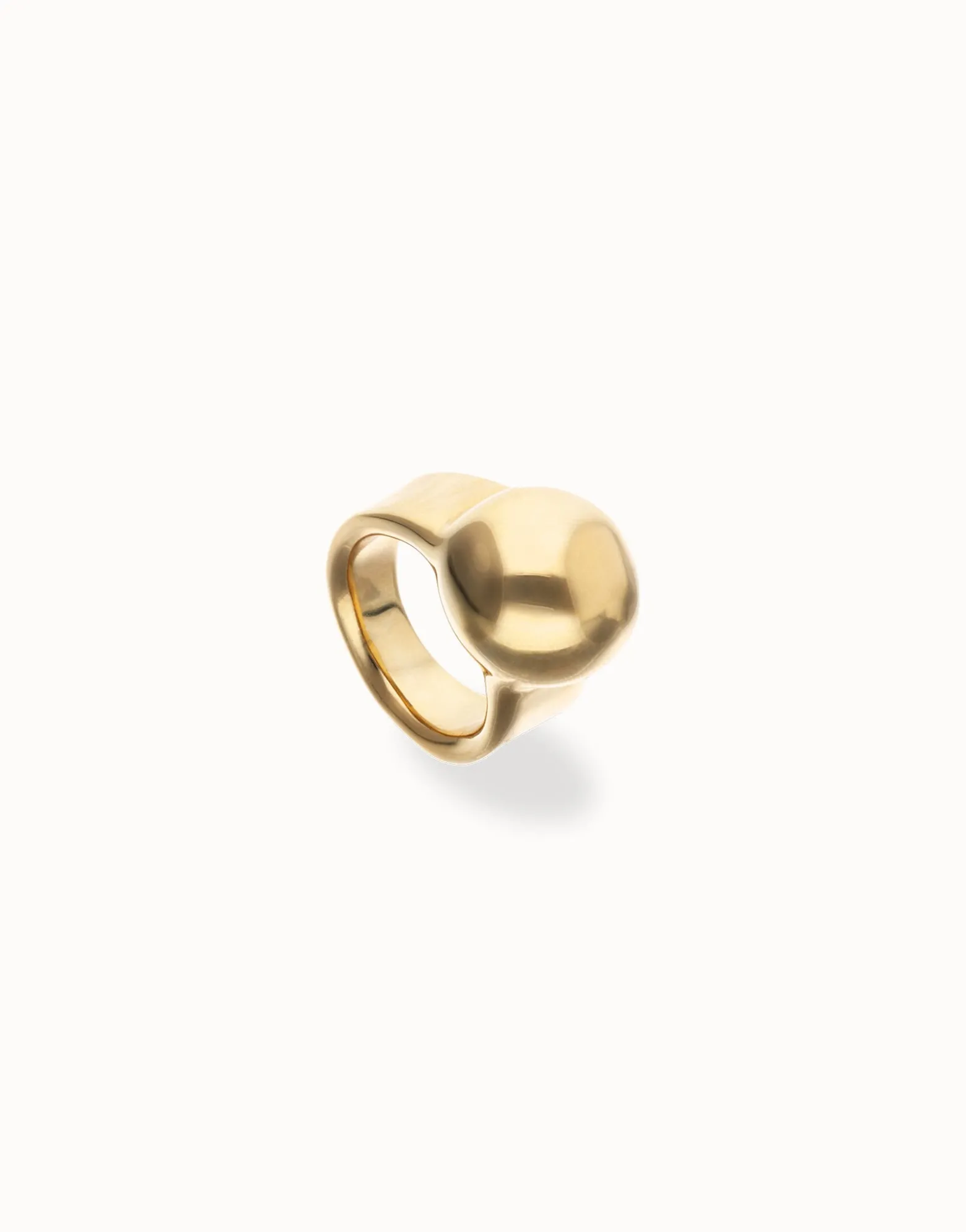 Anillo bañado en oro 18k con forma de esfera