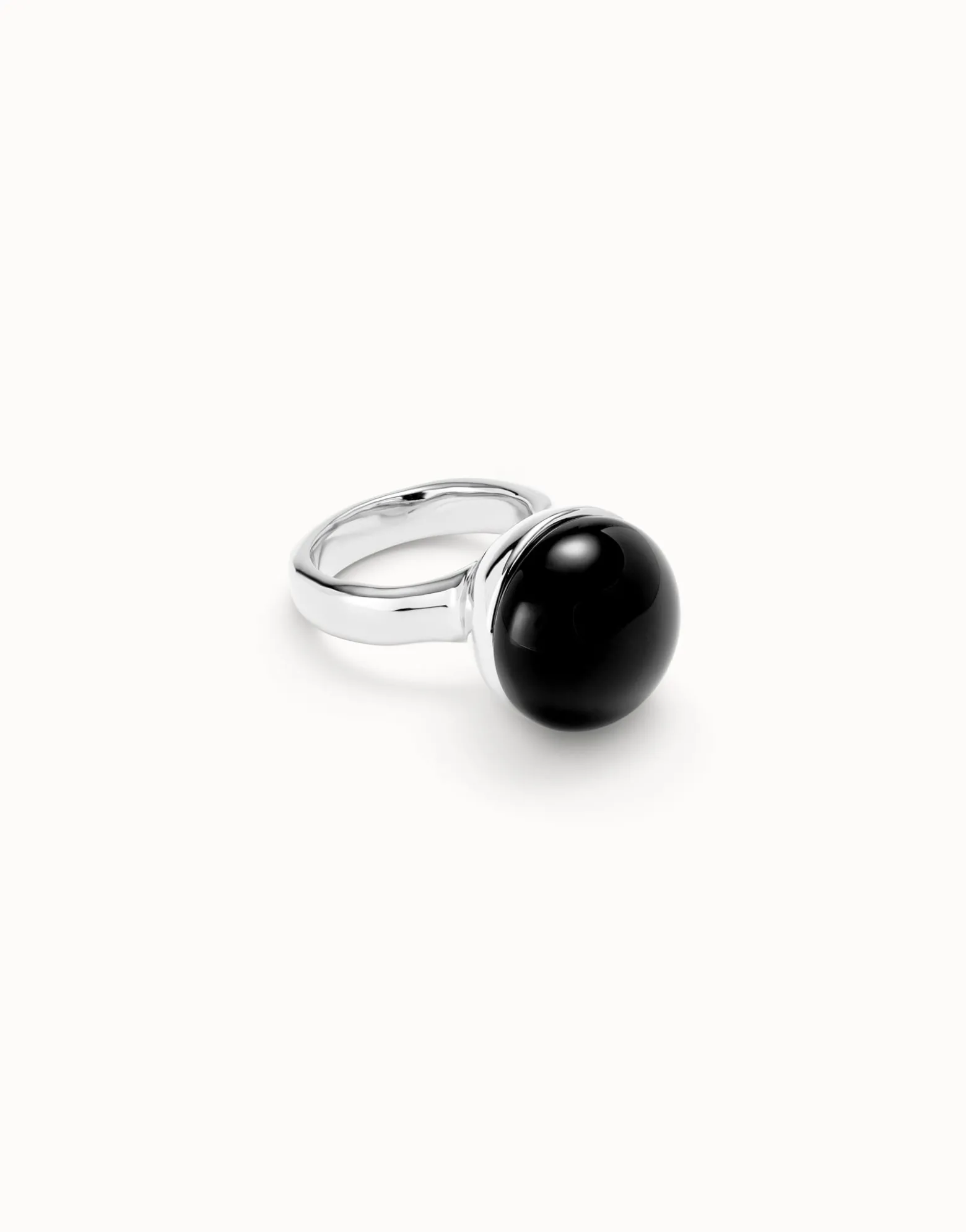 Anillo bañado en plata de ley con cristal de murano
