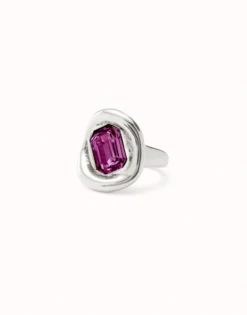 Anillo bañado en plata de ley con cristal rosa