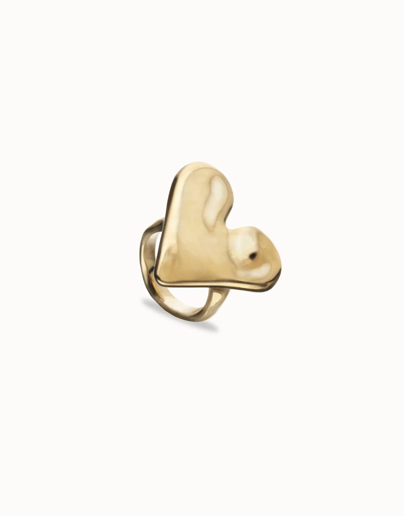 Anillo maxi bañado en oro 18k con forma de corazón