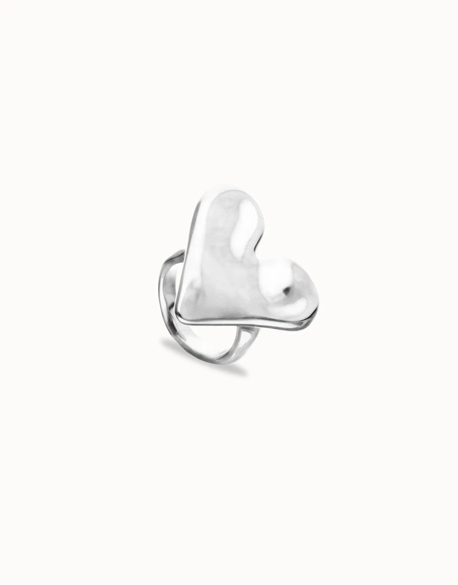 Anillo maxi bañado en plata de ley con forma de corazón