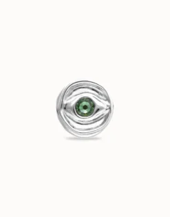 Anillo tipo sello en plata de ley y forma de ojo con cristal facetado verde
