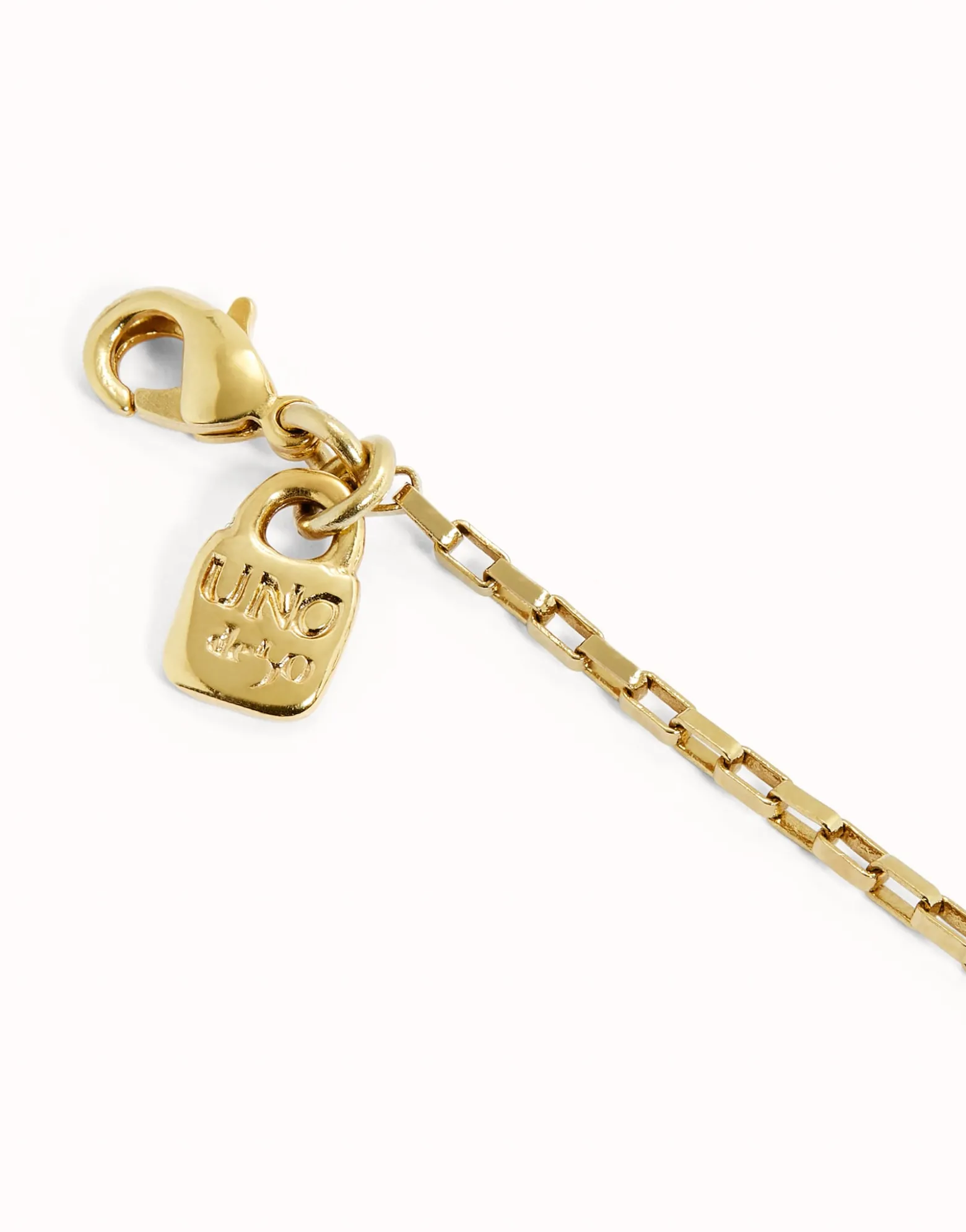 Cadena eslabones corta bañada en oro de 18k