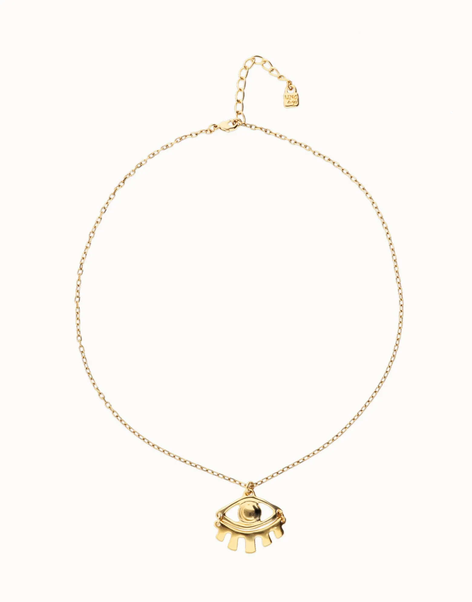 Collar corto bañado en oro 18k con detalle de ojo pequeño