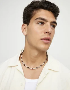 Collar de cuero con cuentas en plata y madera