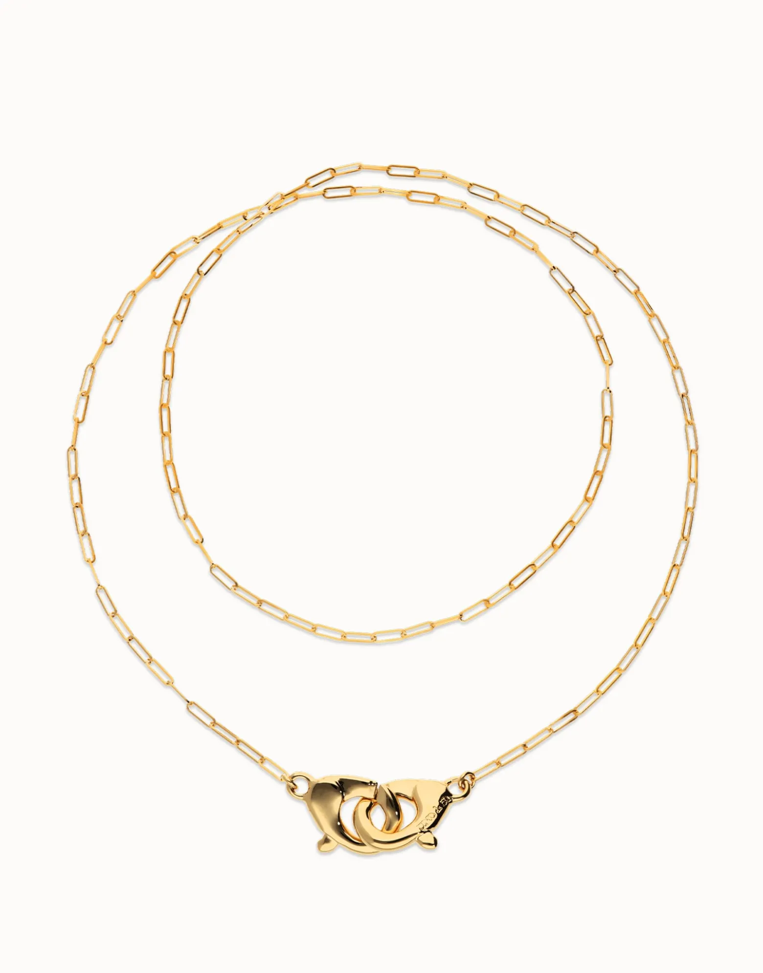 Collar largo bañado en oro 18k con mosqueton entrelazado