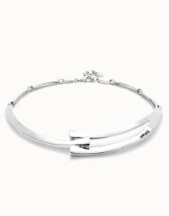 Collar rígido bañado en plata de ley y formas geométricas