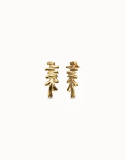 Pendientes alargados bañados en oro 18k y forma irregular