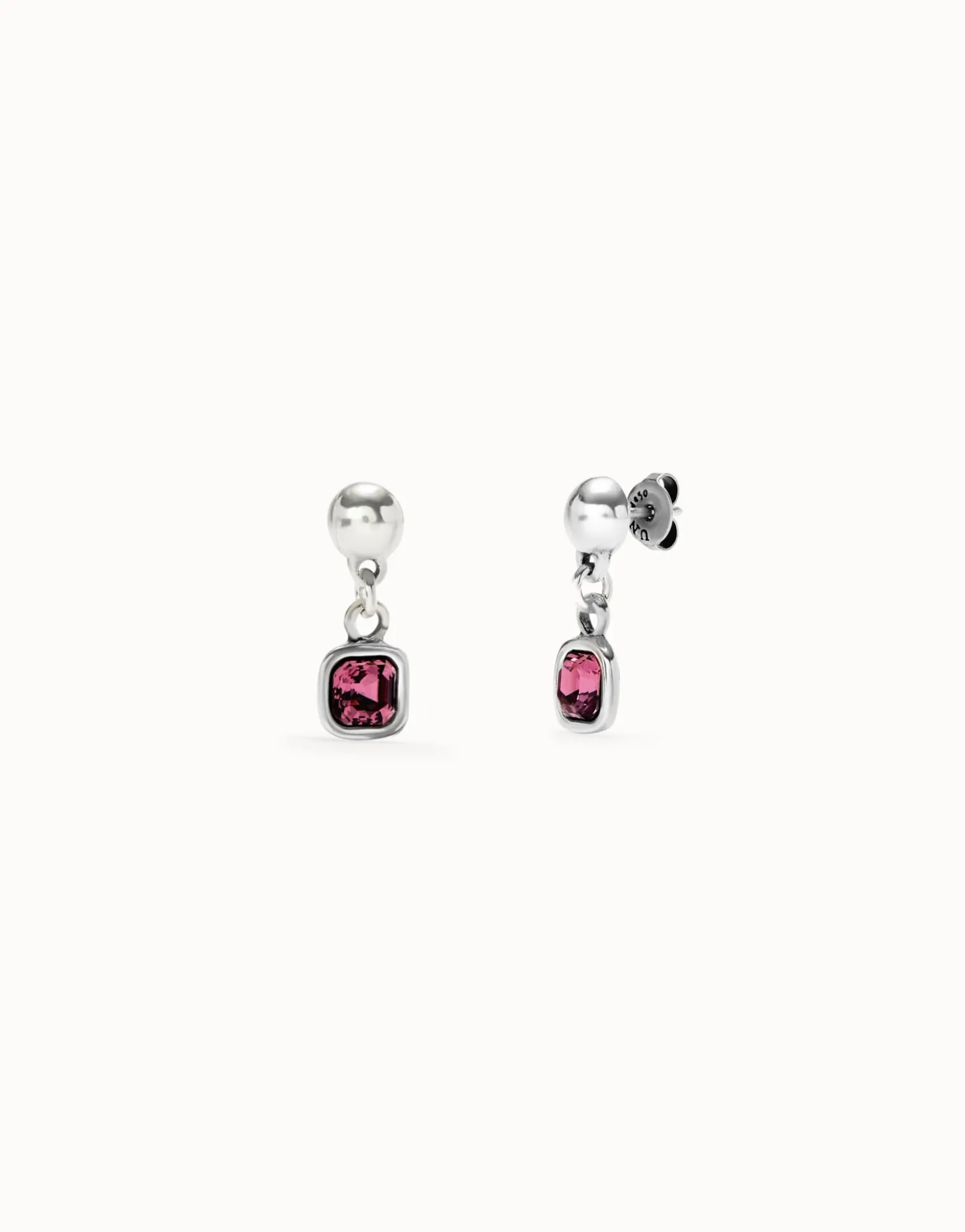 Pendientes bañada en plata de ley con cristal colgante rosa