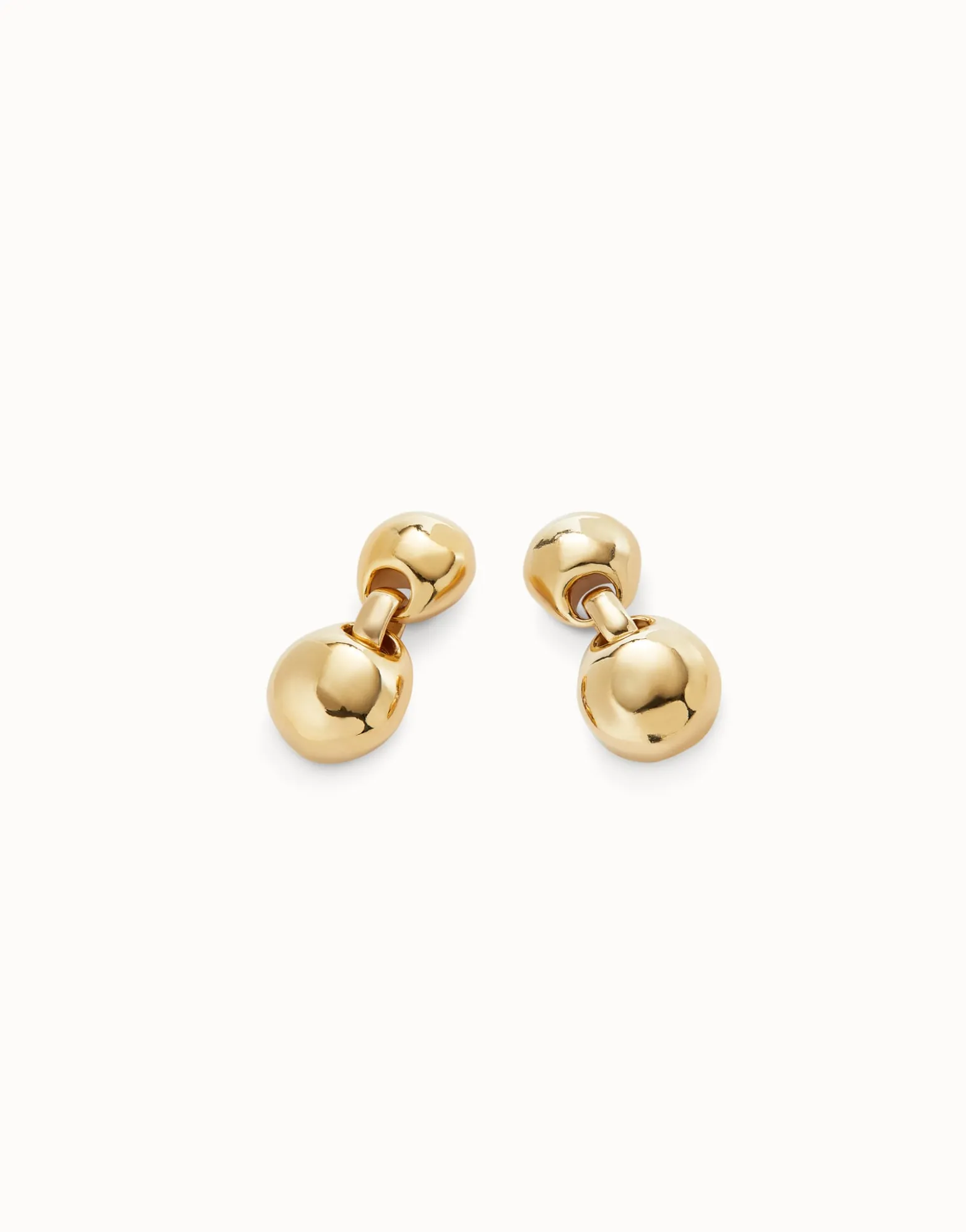 Pendientes bañados en oro 18k con bola con 2 bolas