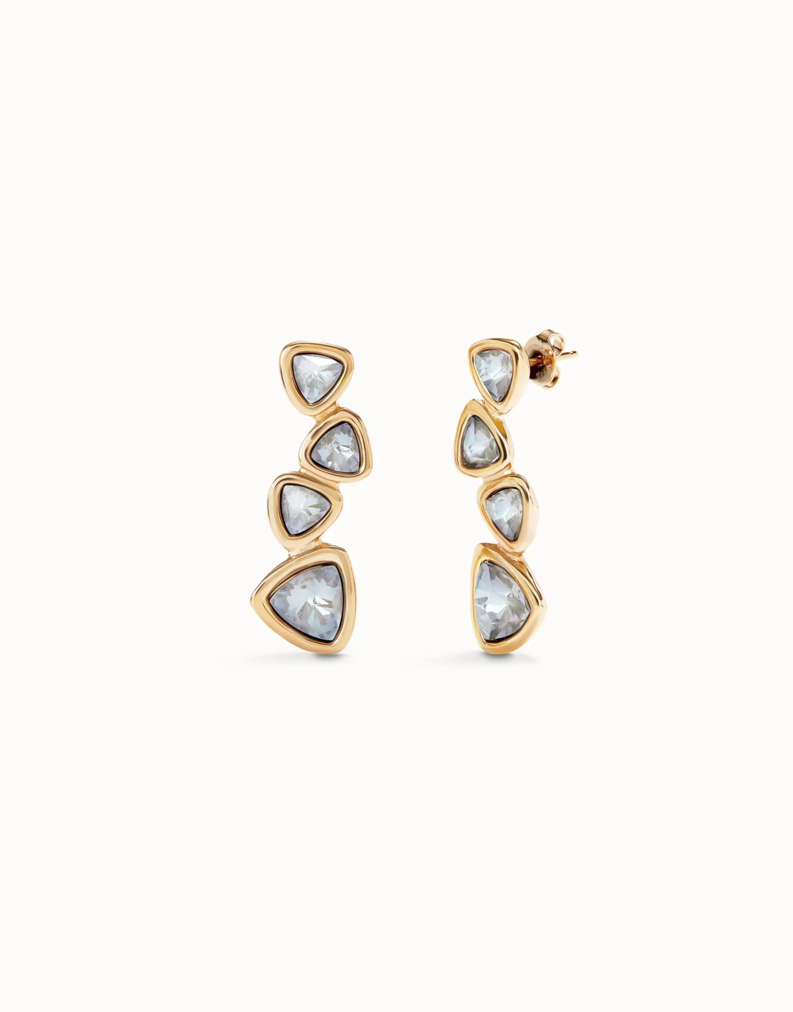 Pendientes largos bañados en oro 18k y 4 cristales multicolor