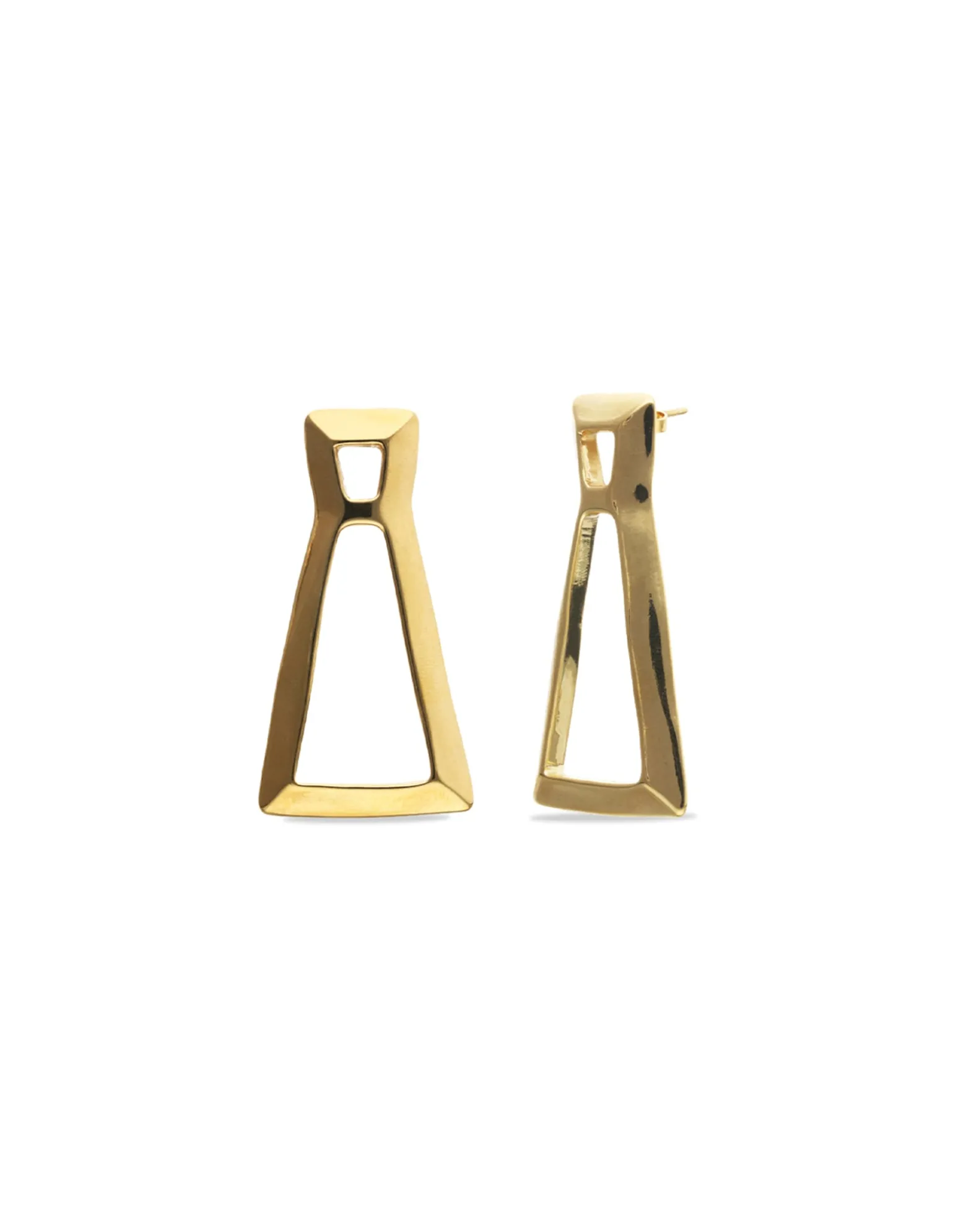 Pendientes triangulares bañados en oro 18k