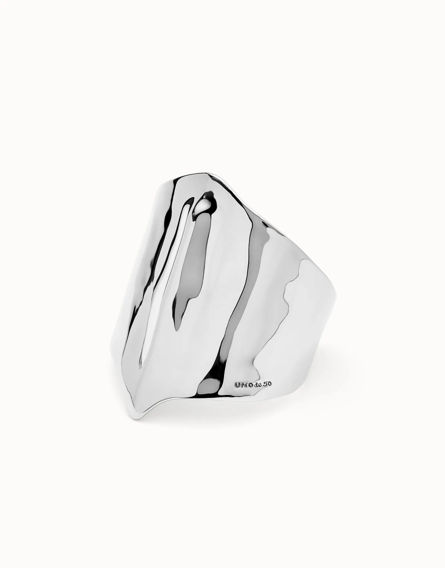Pulsera ancha bañada en plata de ley estructura mantarraya