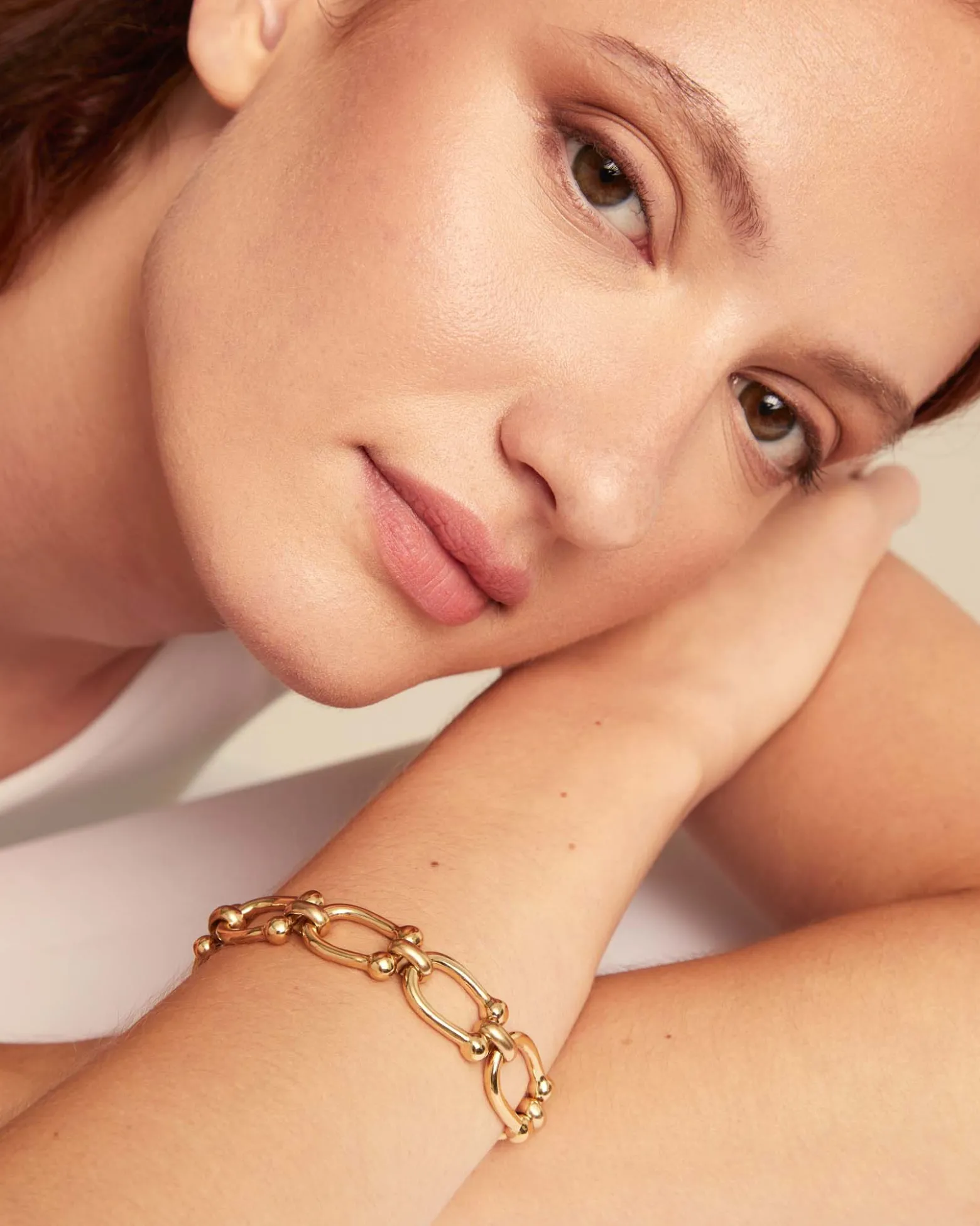 Pulsera bañada en oro 18k con eslabones ovalados medianos