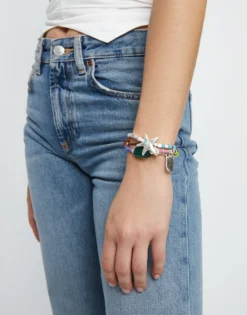 Pulsera bañada en plata y piedras de resina