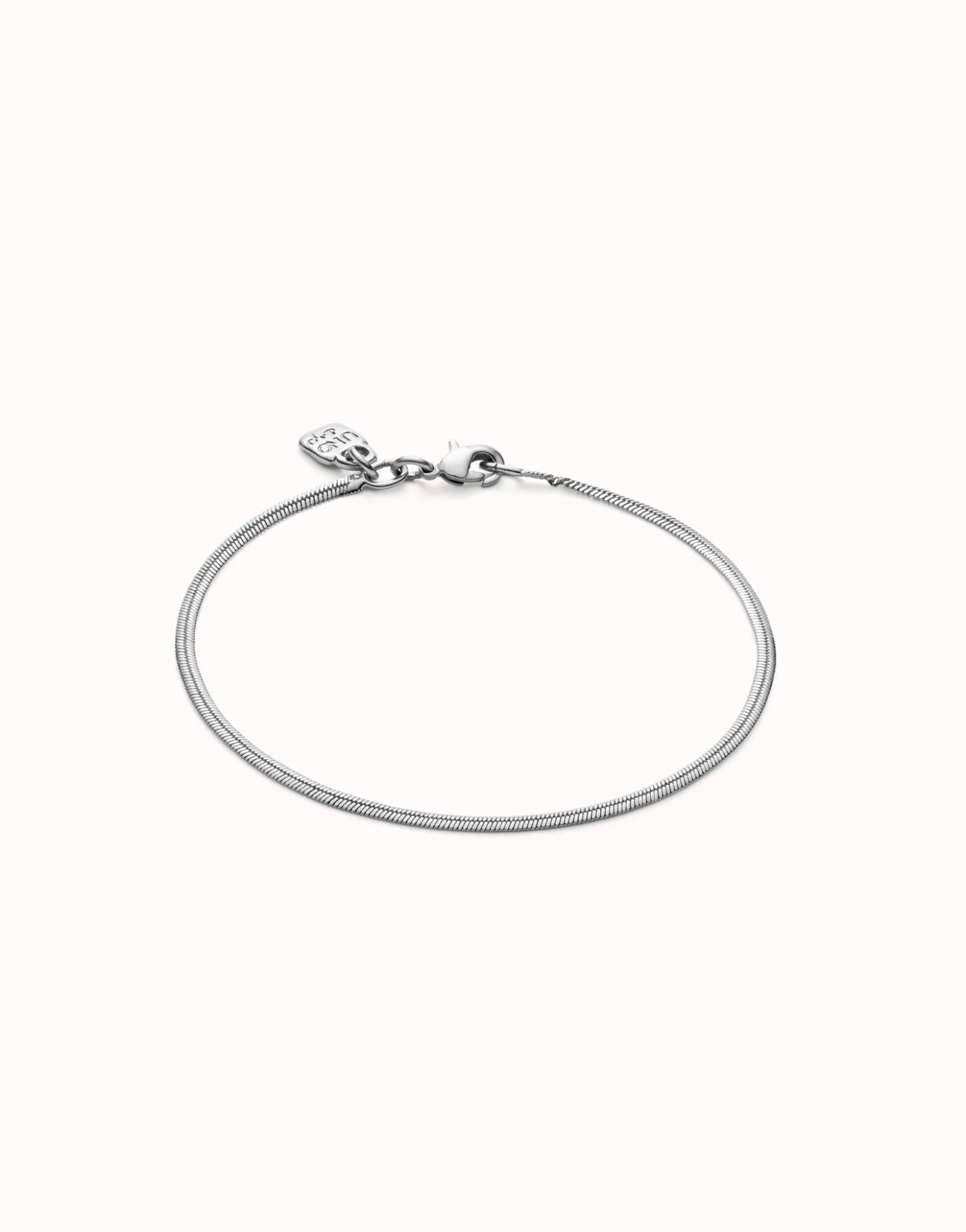 Pulsera con forma plana bañada en plata de ley