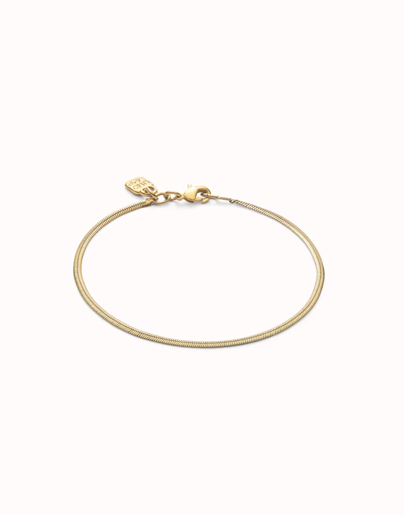 Pulsera con forma plana bañada en oro 18k