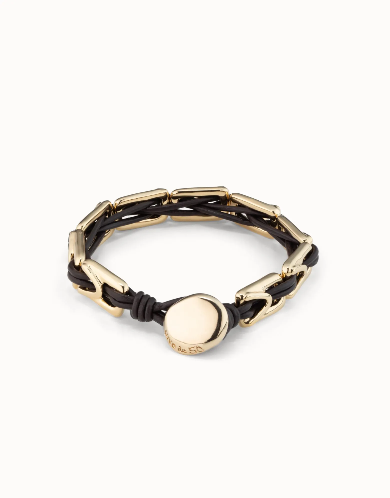 Pulsera de cuero con eslabones bañados en oro de 18k