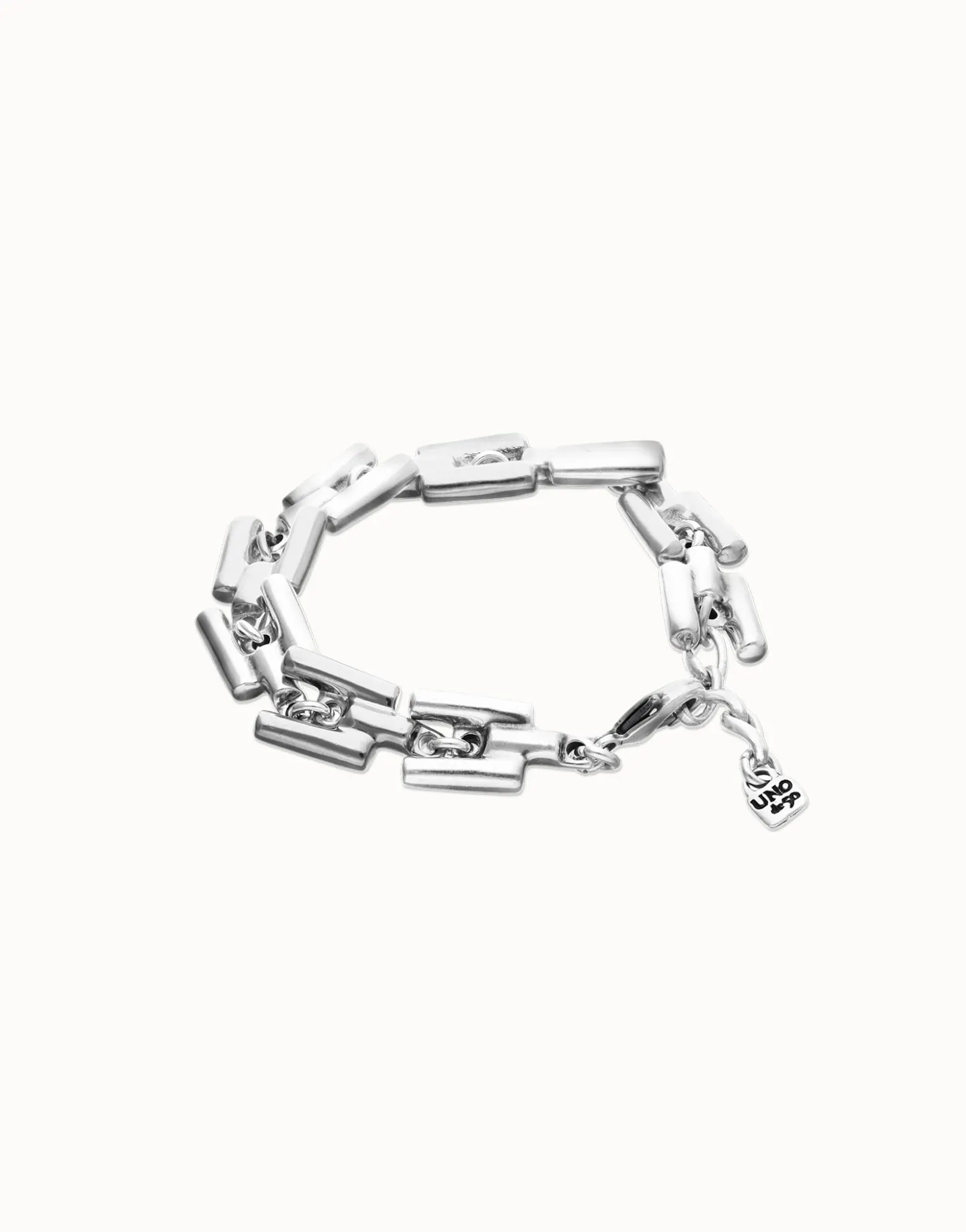 Pulsera de eslabones bañada en plata de ley con piezas cilíndricas