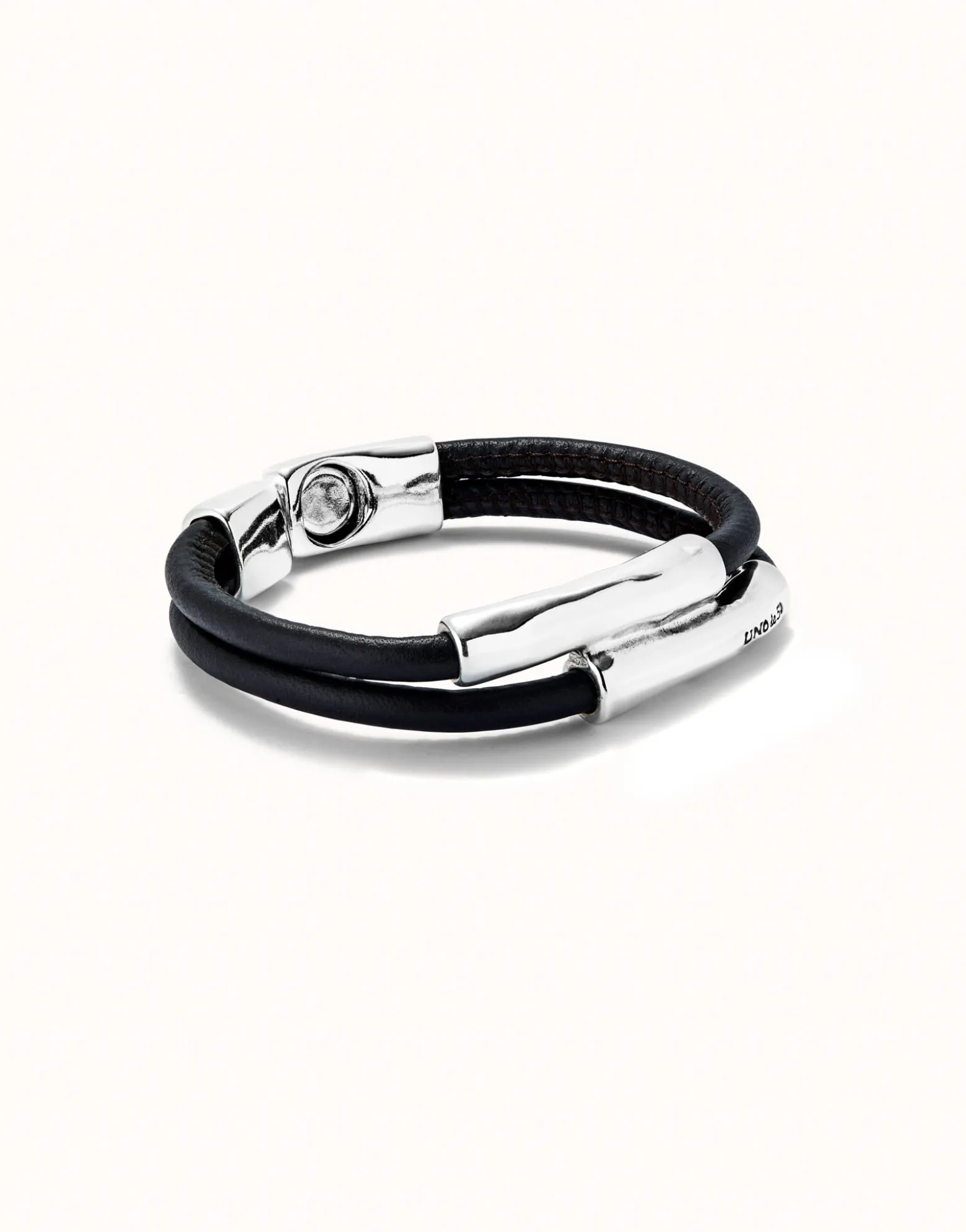 Pulsera doble cuero marron con dos tubos bañada en plata de ley