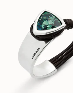Pulsera rígida bañada en plata de ley con cuero y cristal facetado verde