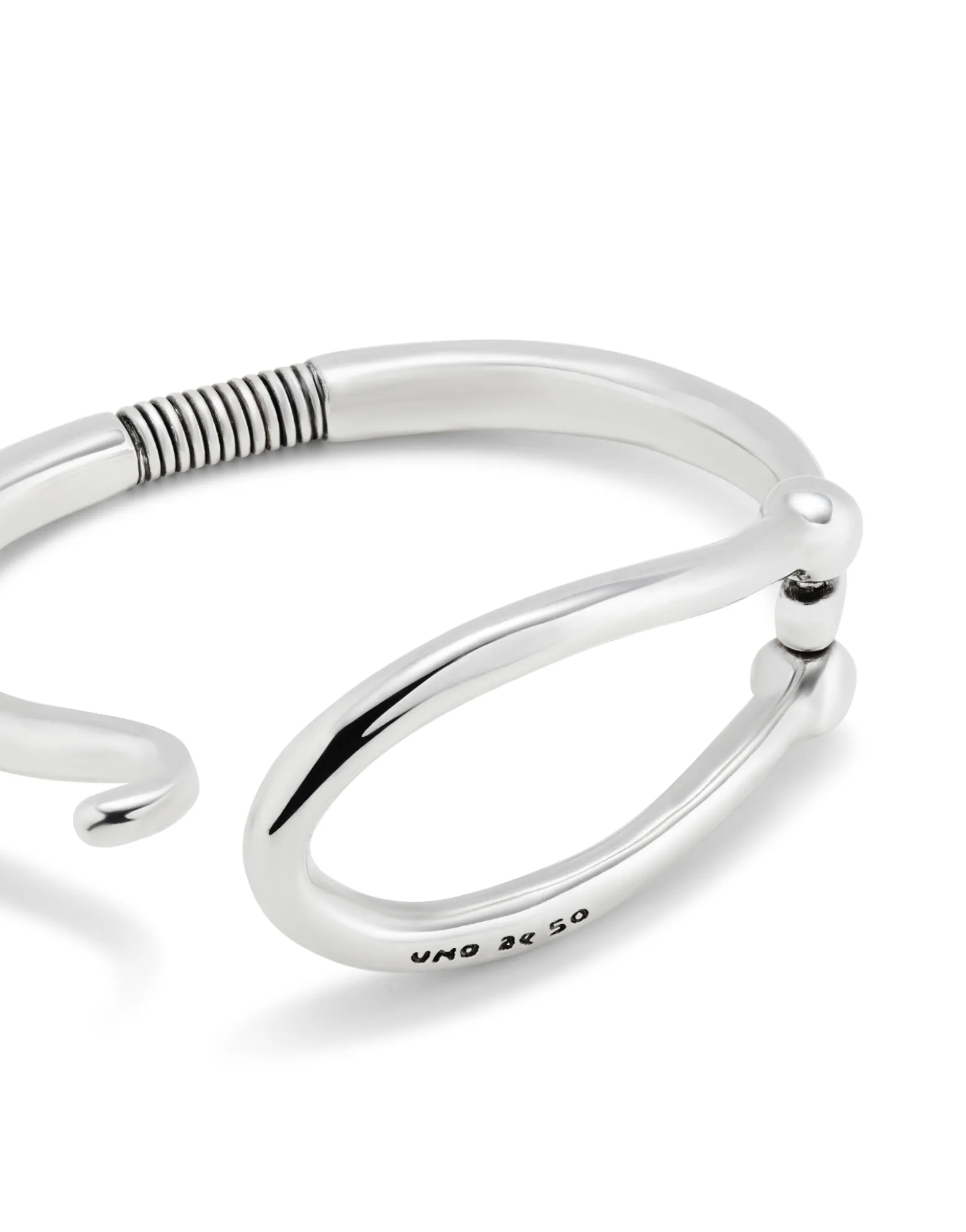 Pulsera rígida bañada en plata eslabón grande y muelle interior