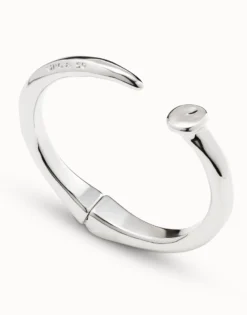 Pulsera rígida en plata de ley con forma de clavo