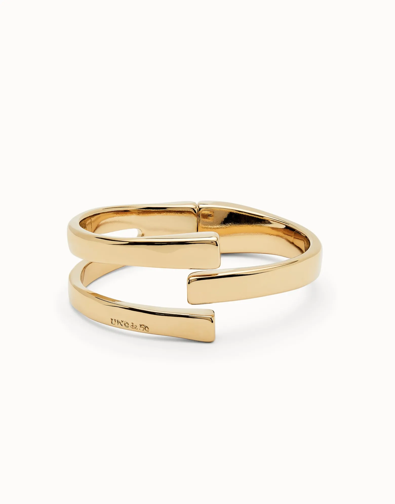 Pulsera rigida bañada en oro de 18k